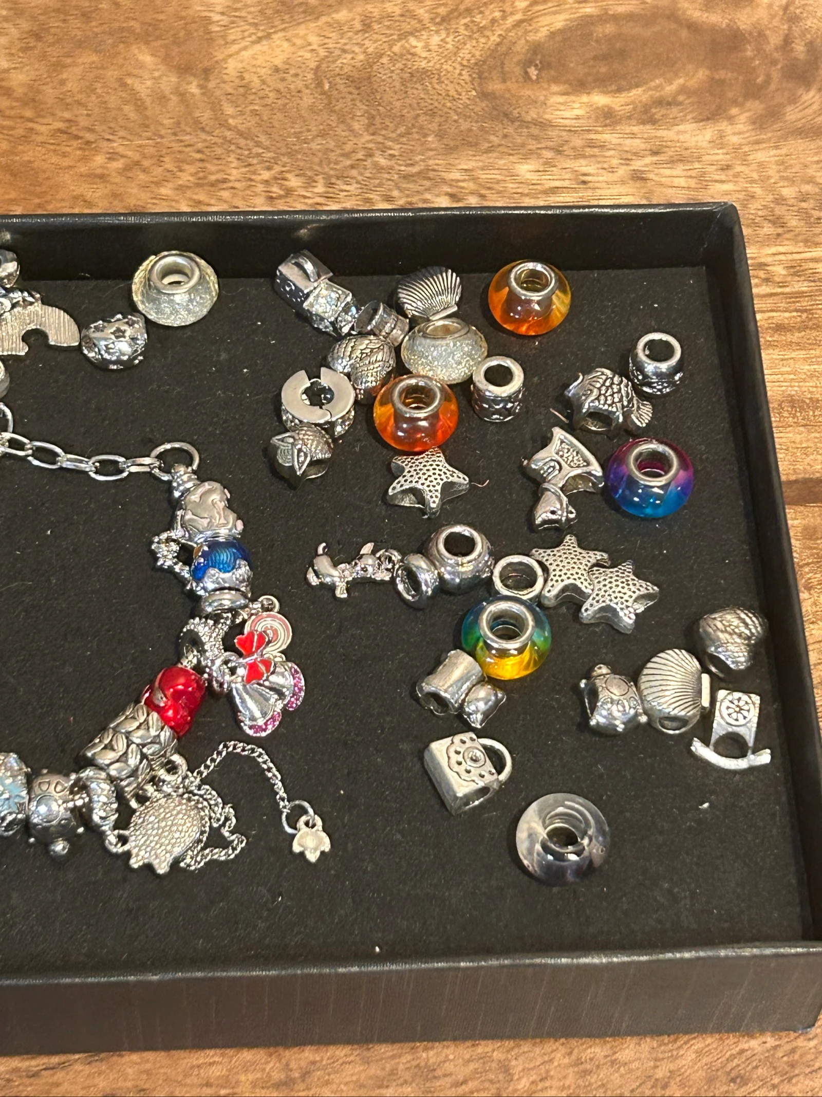 Pulseira e charms – photo 4
